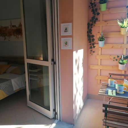 Area33 Guest House Bologna Exterior foto